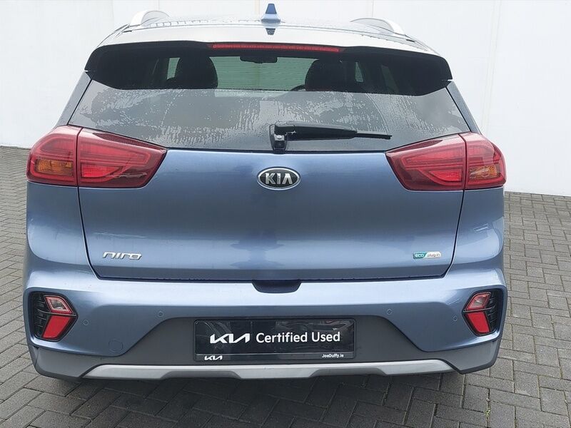 More views of Kia Niro