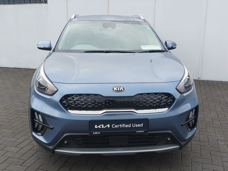 More views of Kia Niro