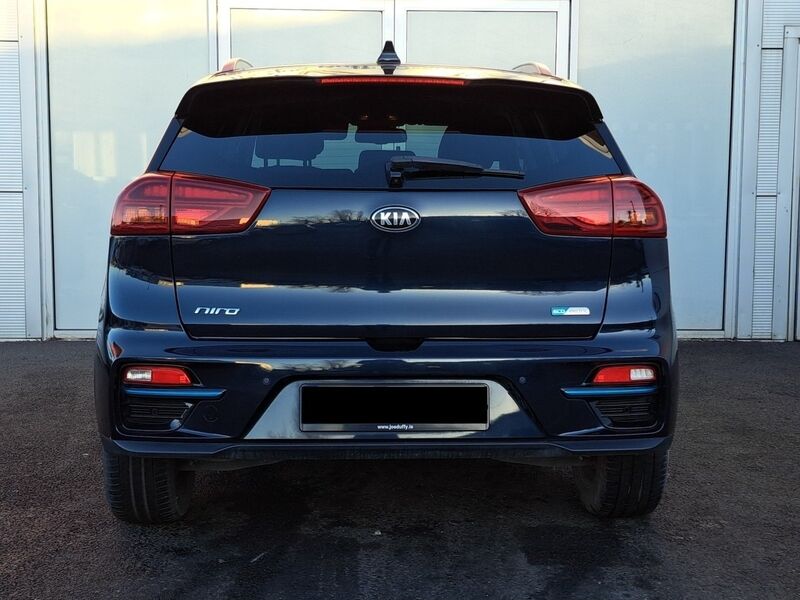 More views of Kia Niro