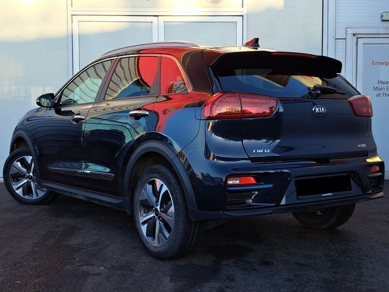 More views of Kia Niro