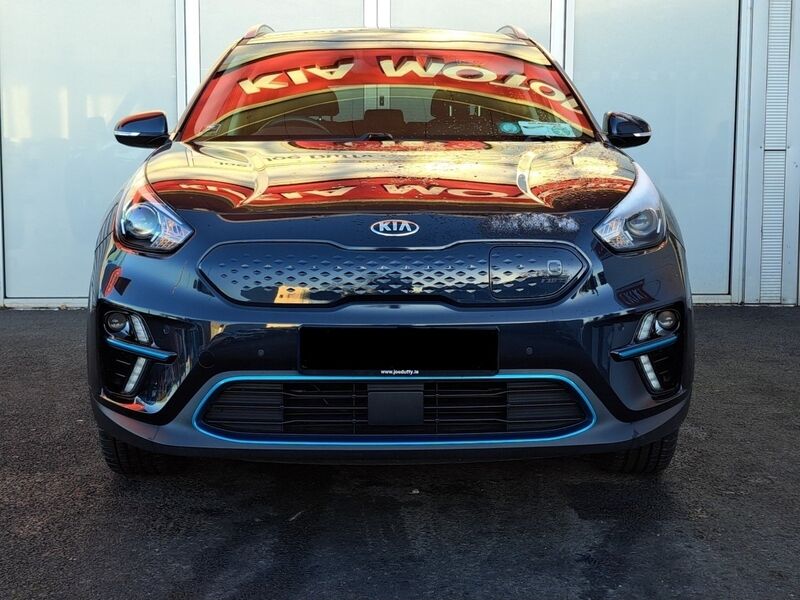 More views of Kia Niro