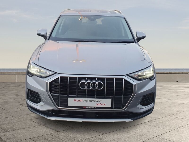 More views of Audi Q3