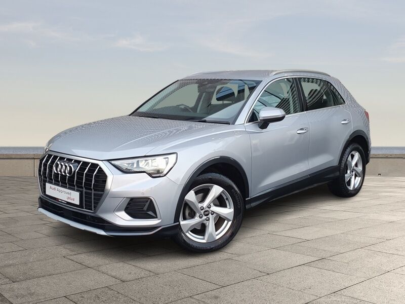 More views of Audi Q3