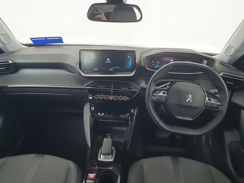 More views of Peugeot 2008