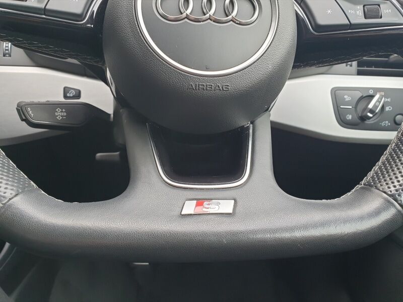 More views of Audi A5