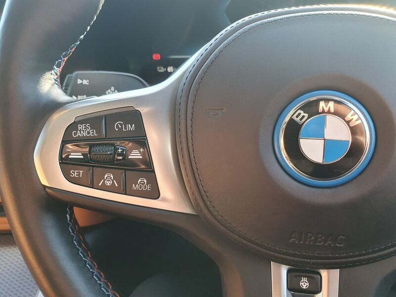 More views of BMW i4