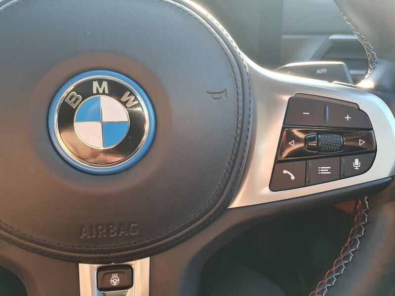 More views of BMW i4