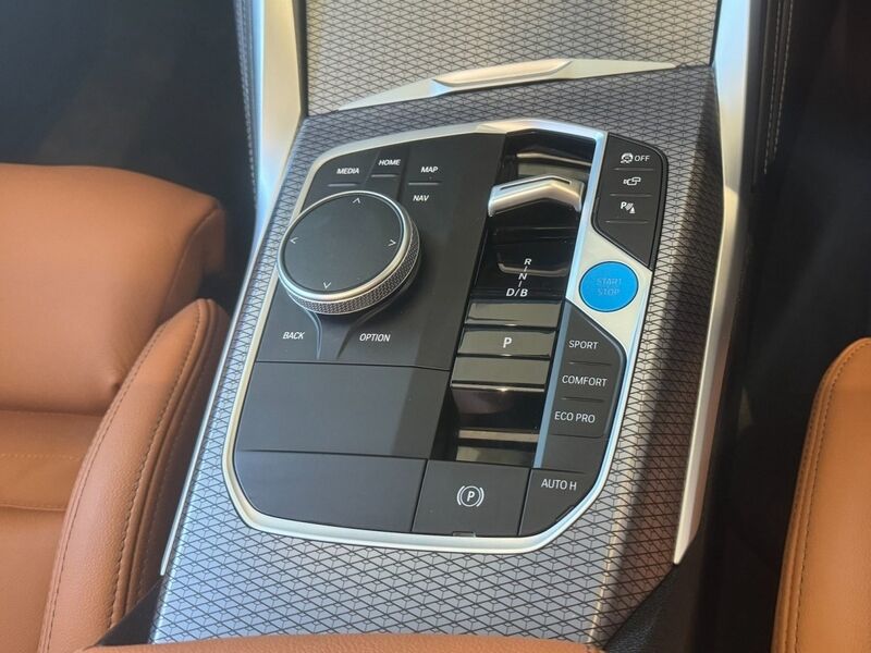 More views of BMW i4