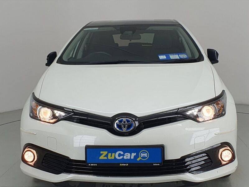 More views of Toyota Auris