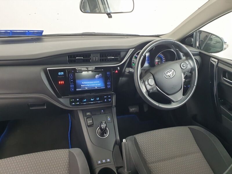 More views of Toyota Auris