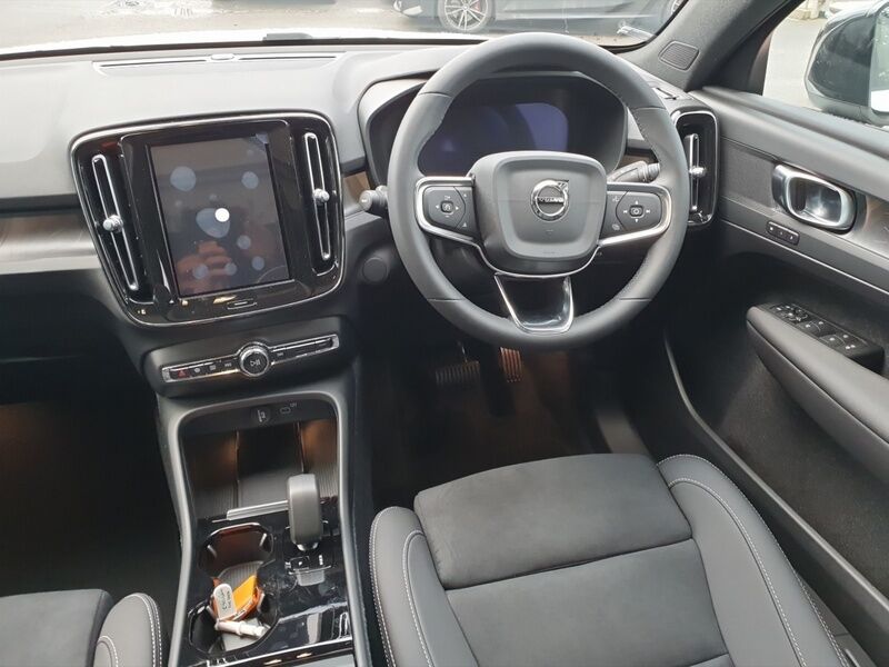 More views of Volvo C40