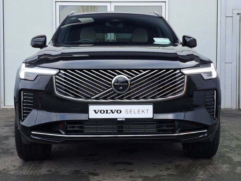 More views of Volvo XC90