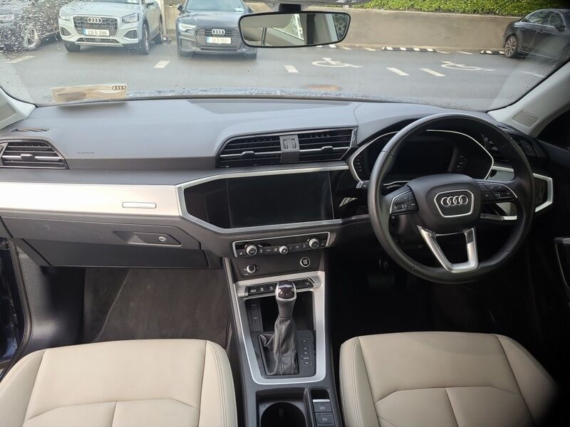 More views of Audi Q3