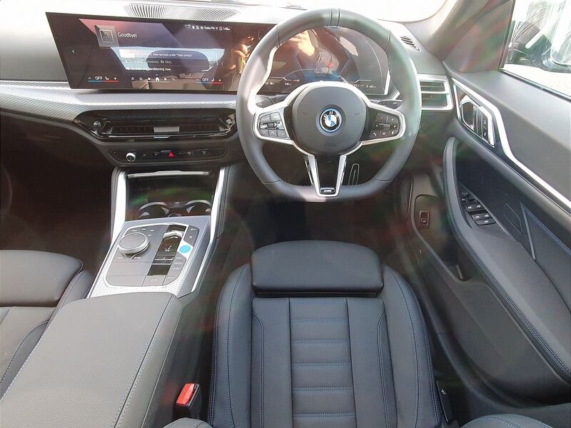 More views of BMW i4