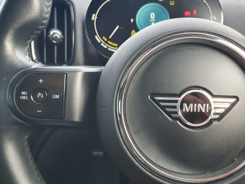 More views of MINI countryman