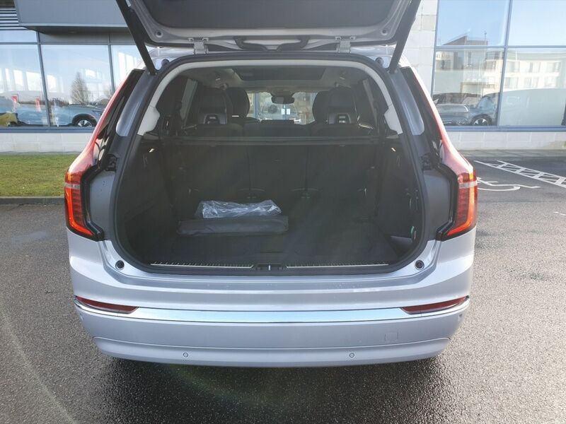 More views of Volvo XC90