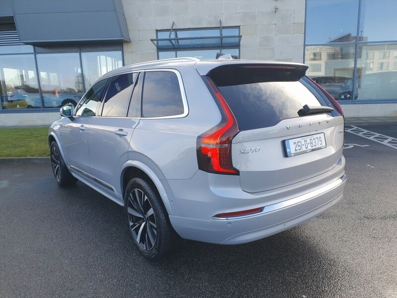 More views of Volvo XC90