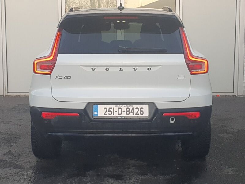 More views of Volvo XC40