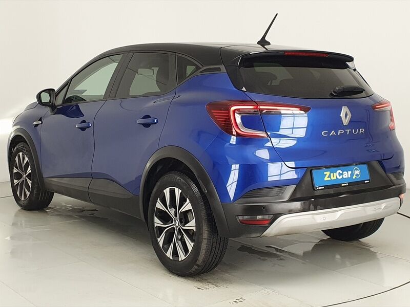 More views of Renault Captur