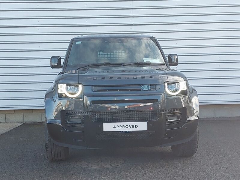 More views of Land Rover Defender