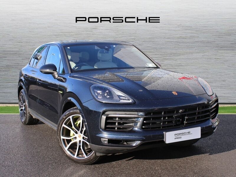 More views of Porsche Cayenne