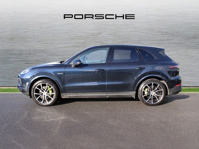 More views of Porsche Cayenne