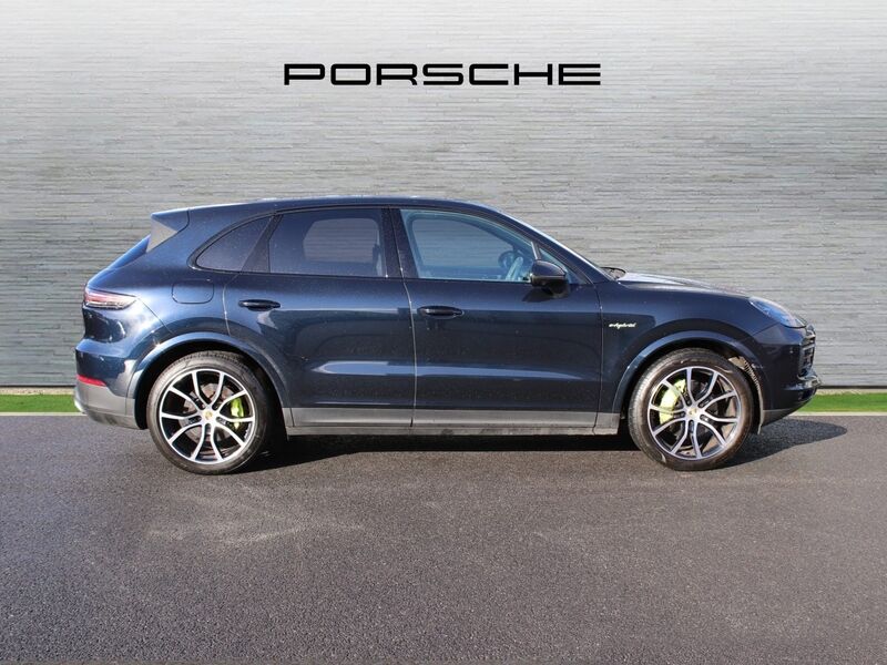 More views of Porsche Cayenne