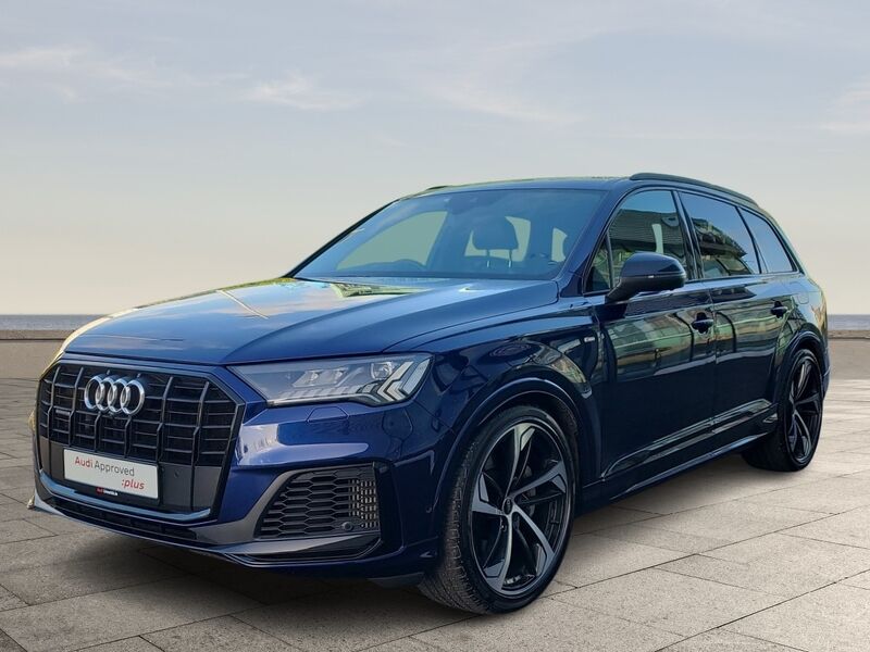 More views of Audi Q7