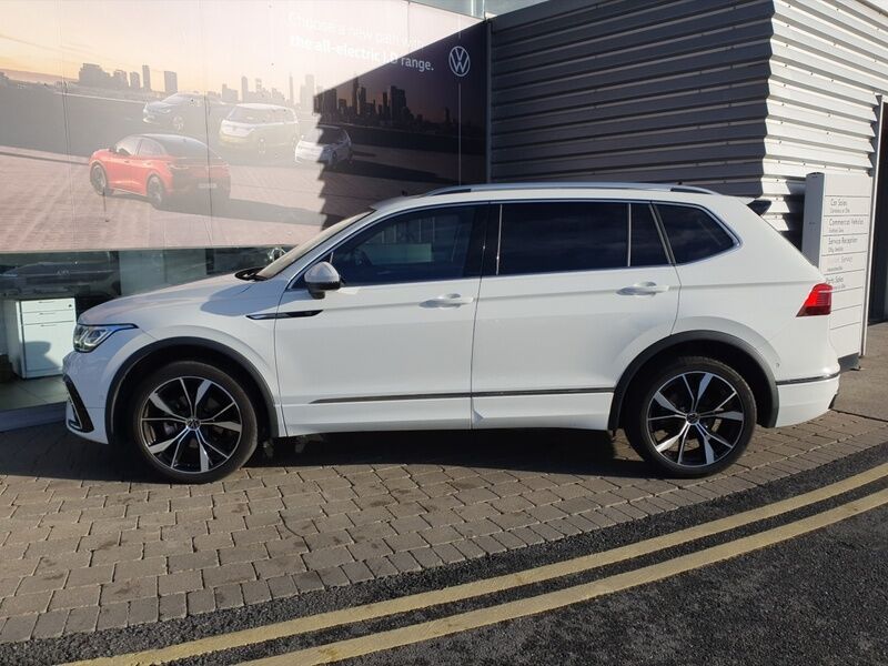 More views of Volkswagen Tiguan Allspace