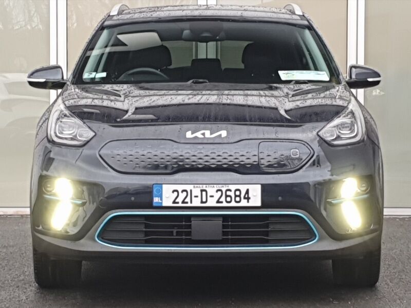 More views of Kia Niro