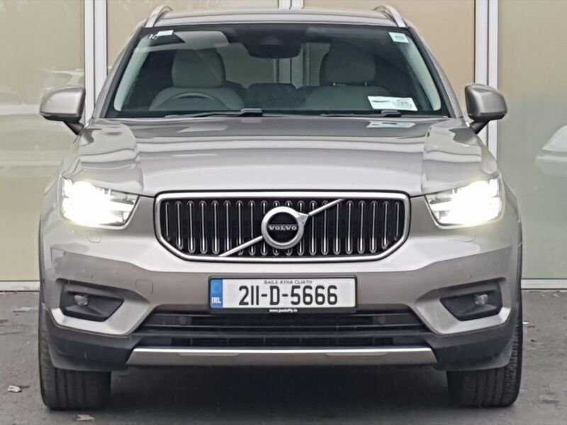 More views of Volvo XC40