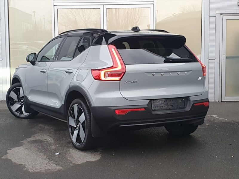 More views of Volvo XC40