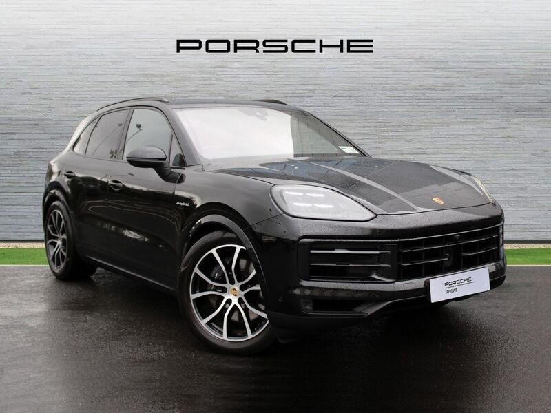 More views of Porsche Cayenne