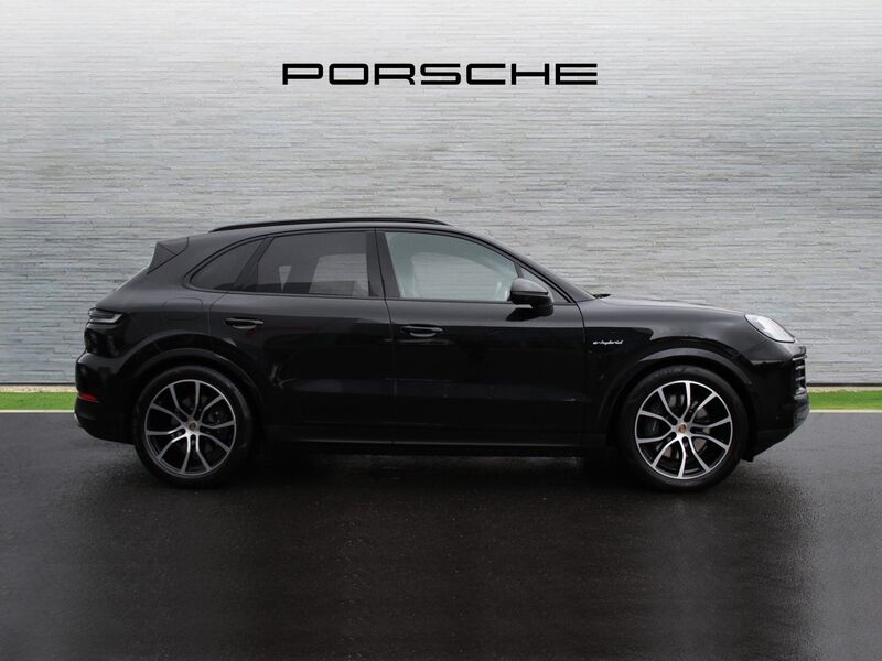 More views of Porsche Cayenne