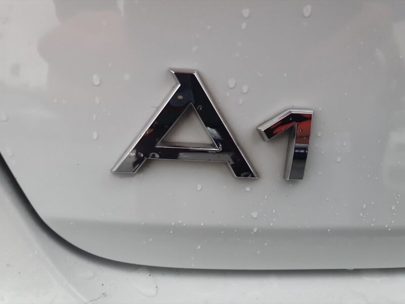 More views of Audi A1