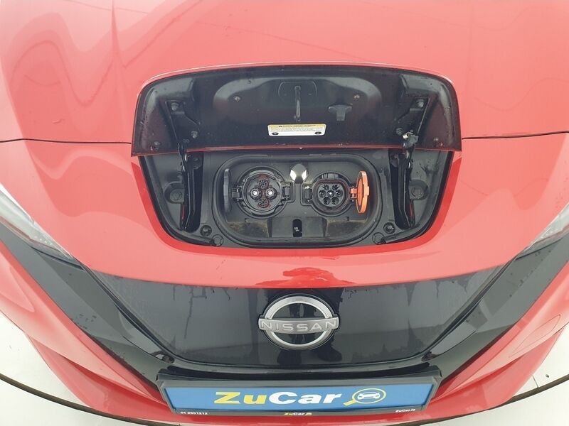 More views of Nissan Leaf