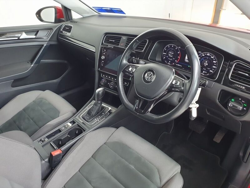 More views of Volkswagen Golf