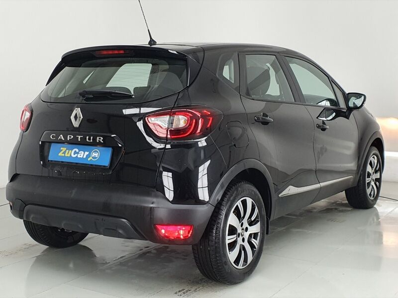 More views of Renault Captur