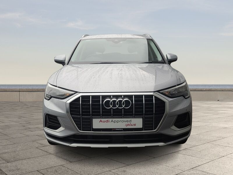 More views of Audi Q3